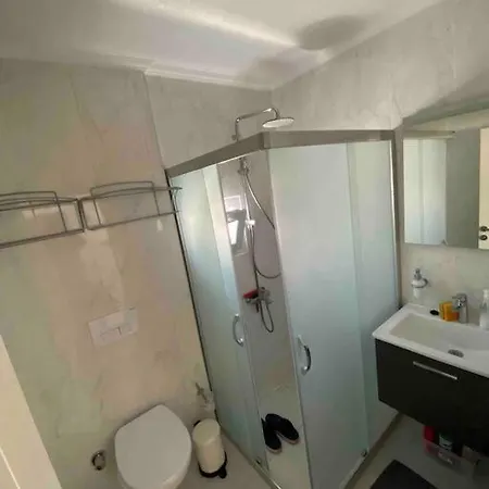 Appartement Aile Apartmani, Teras Kat Daire Bodrum